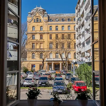 Eta - U Centru Grada Apartment Pula