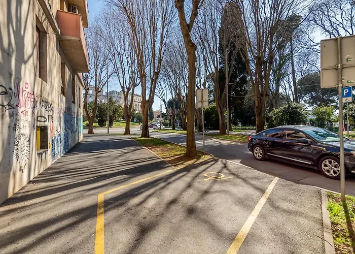 Eta - U Centru Grada Apartamento Pula