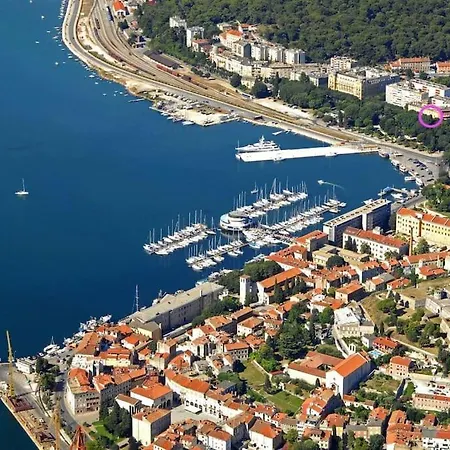 Διαμέρισμα Eta - U Centru Grada *